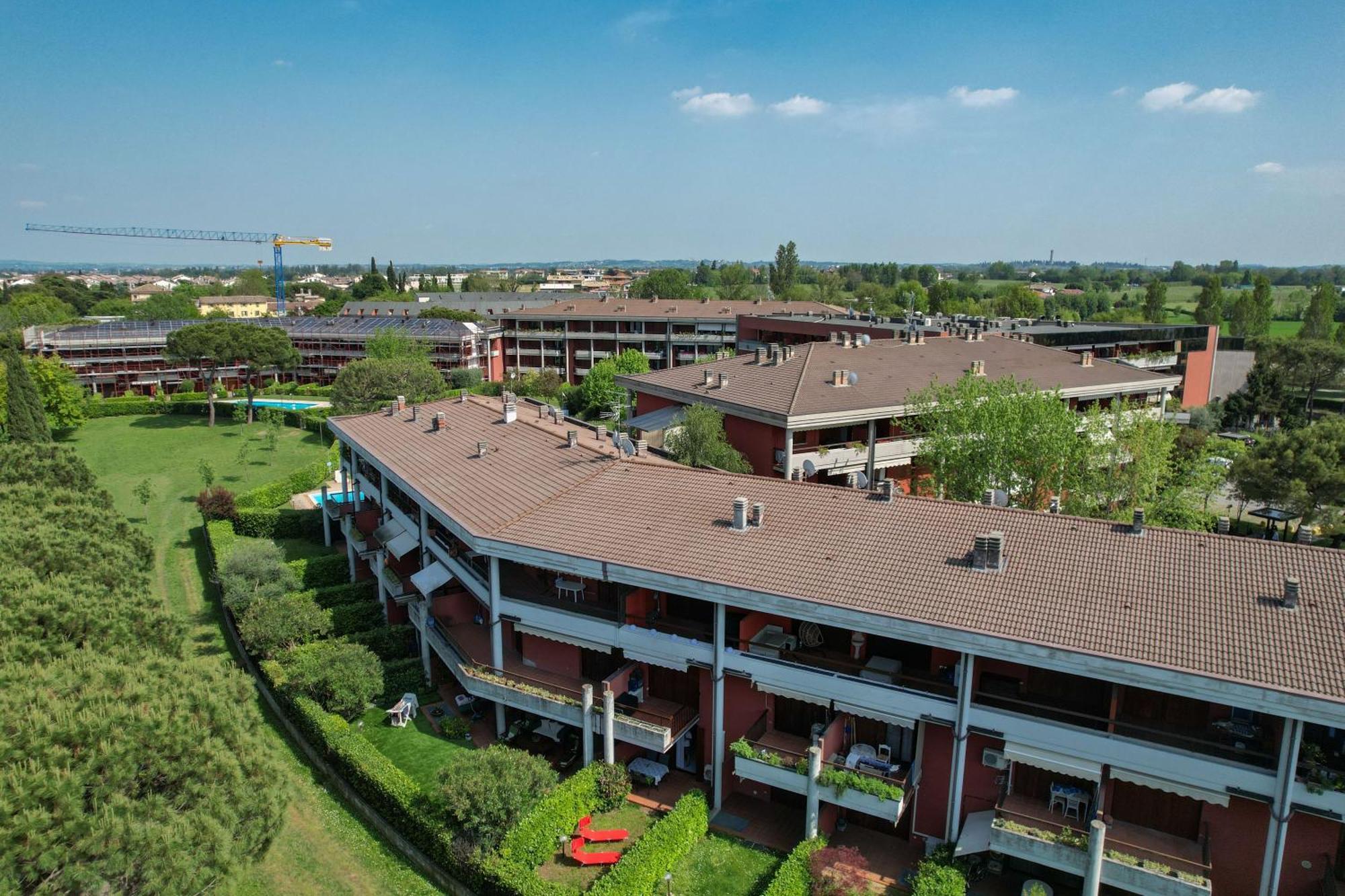 Breeze Apartment Desenzano del Garda Exterior photo