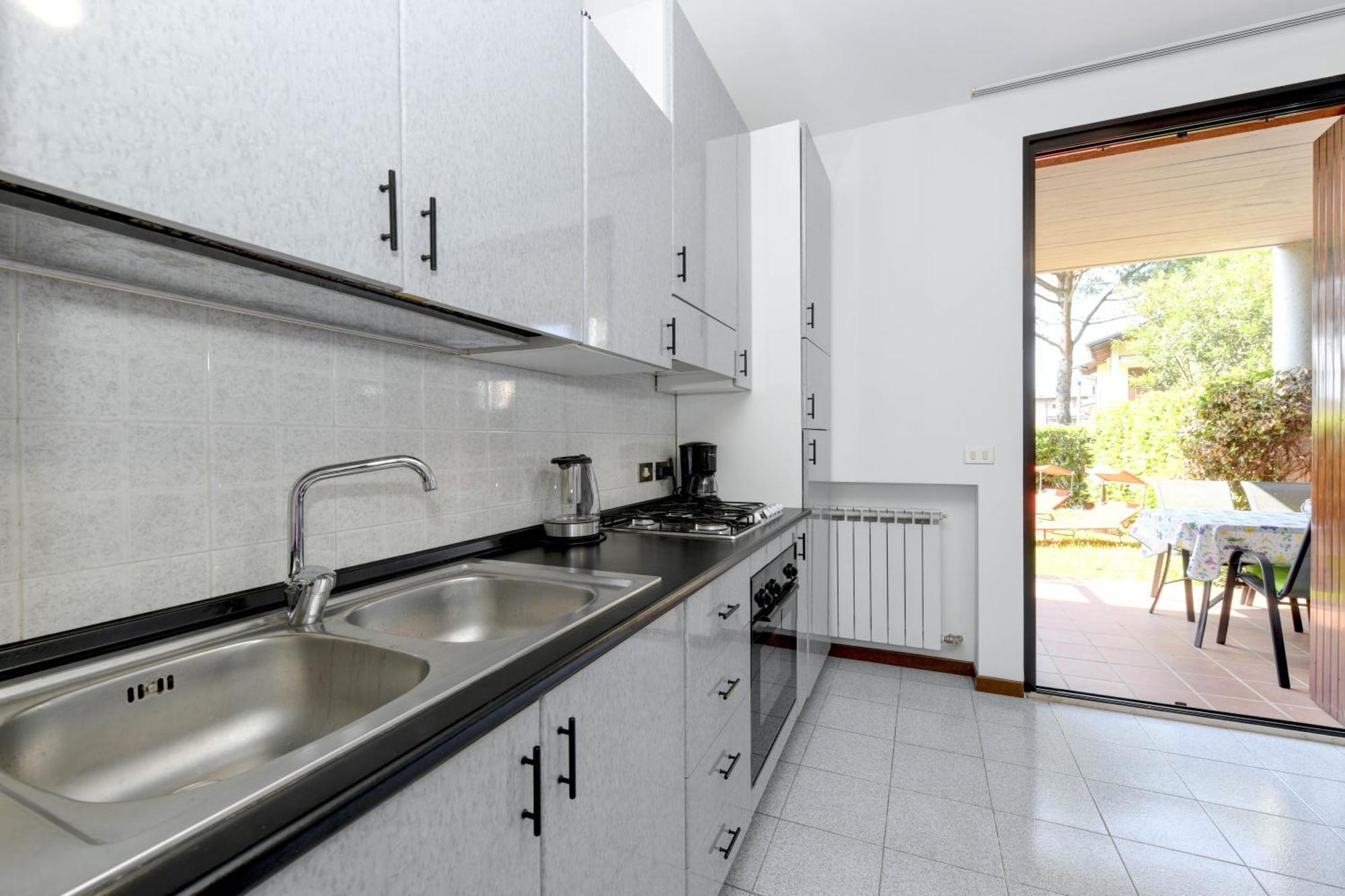 Breeze Apartment Desenzano del Garda Exterior photo